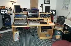 studio_desk_sm.webp