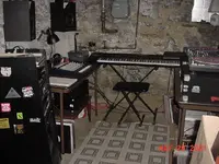 studio2[1].webp