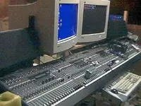console.webp