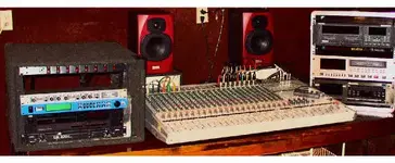 workstation_1.webp