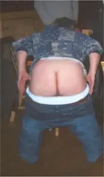 Vince%20Mooning%20-%20Hooters%202002.webp