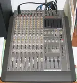 Tascam M-1508a.webp