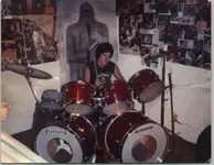 old_drums.webp