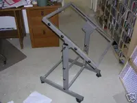 1-stand.webp
