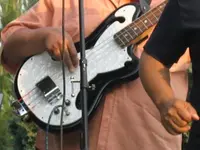 scrollbass_1_1.webp