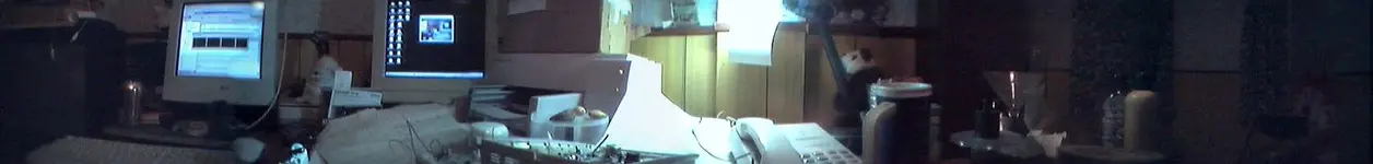 messydesk.webp
