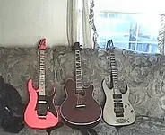 close shot ibanezs.webp