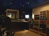 controom_wide_sml.webp