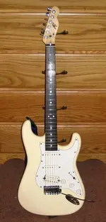 Fernandes Strat-1.webp