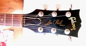 headstock-sm.webp