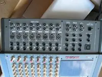 Tascam M-1508 jacks a2.webp