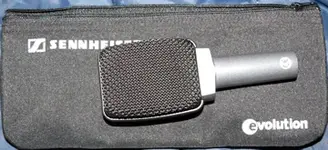 sennheiser back.webp