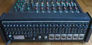 1-Tascam M30d1.webp