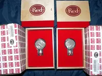 red capsules boxes.webp