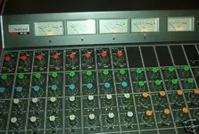 1-Tascam M35 close Herm.webp