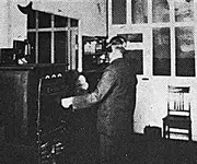 2FC_CONTROLROOM.webp