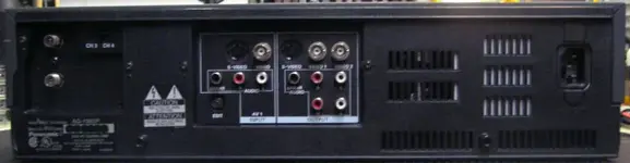 1-Panasonic AG-1980-3.webp