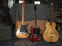 guitars 003.webp