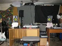 garage studio center.webp