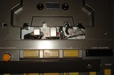 tascam_244_tray.webp