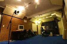 Finish-Bass-trap.webp