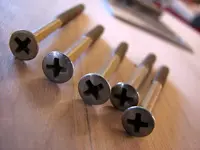 neck-screws2.webp
