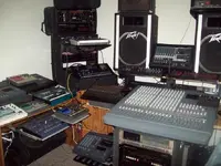 home studio 015.webp