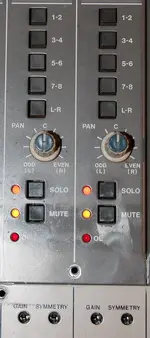 Tascam_M3700_Bussing.webp