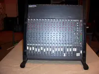 Mackie 1604 VLZ_1.webp