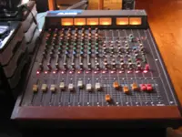 Tascam M-308.webp
