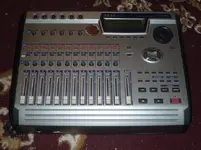 Akai DPS12i.webp Akai DPS12i.webp