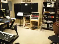 Studio-1-24-2012.webp Studio-1-24-2012.webp