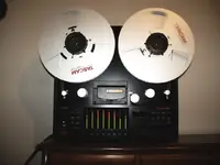 Tascam TSR-8 001.webp