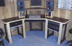 $80workstation8.webp