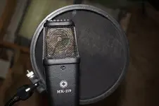 Studio 075.webp