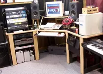 $80DeskReduced (800x573).webp