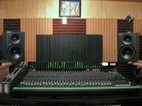cr-front_console_with_meters_2.webp