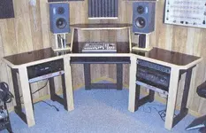 $80workstation8.webp