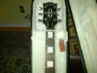 LP Custom 3.webp