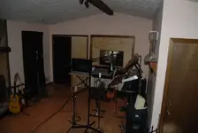TrackingRoom3.webp