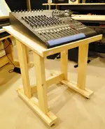 $25MixerDeskWith Wheels1 (649x800).webp