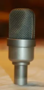 M940_03.webp