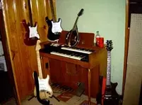 Guitars1.webp
