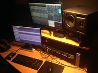 desk_3.webp