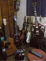 A-Guitars.webp
