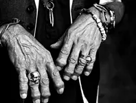 keef-hands.webp