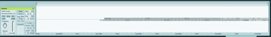 micnoise-preamp33-waveform.webp