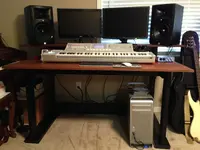Desk from Robert A-1.webp Desk from Robert A-1.webp