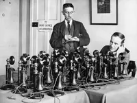 Telephone-3.webp
