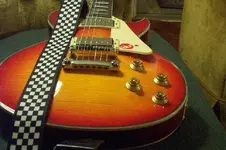 newguitar2.webp